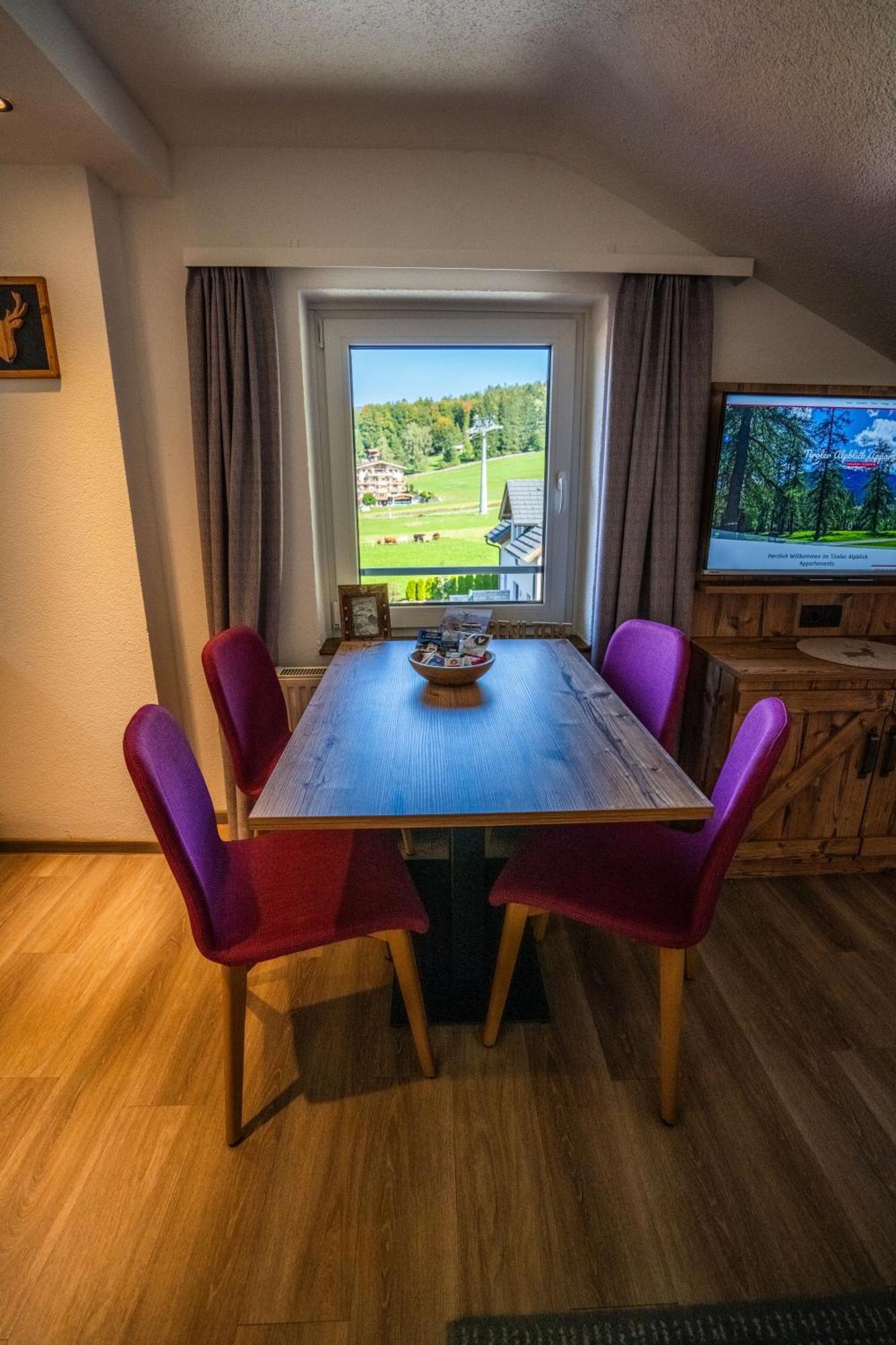 Tiroler Alpblick Appartements Ehrwald Exterior photo